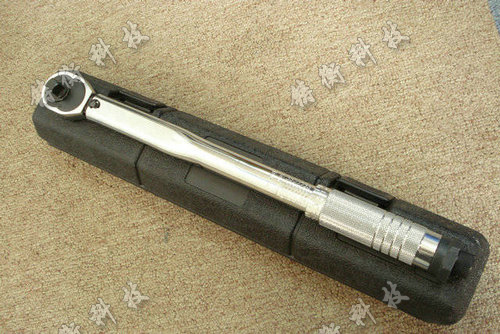 �A��ʽŤ�ذ���